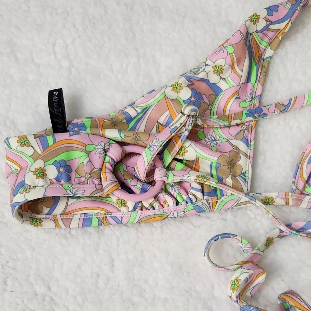 New!For‎ Love and Lemons Devon Triangle Bikini Top